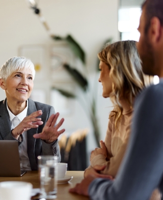 1408583107 Sign Posting 323 X 396
